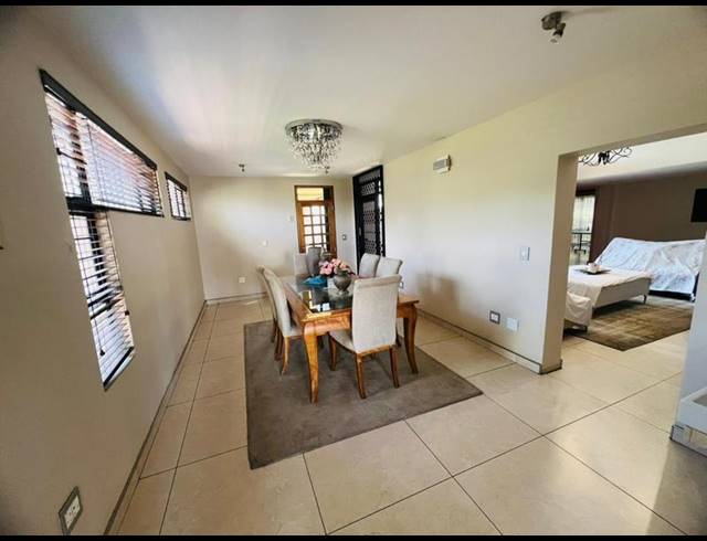 5 BEDROOM HOUSE FOR SALE IN LAUDIUM